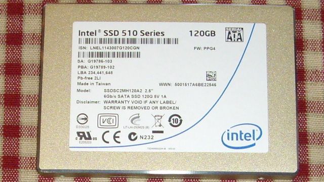 Intel SSD 510 Series 120GB - samotný disk